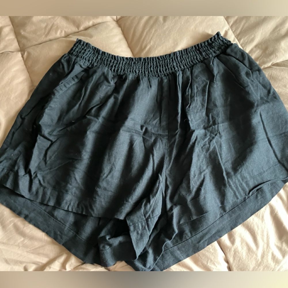 Linen shorts